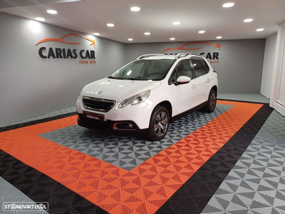 Peugeot 2008 1.2 PureTech Allure