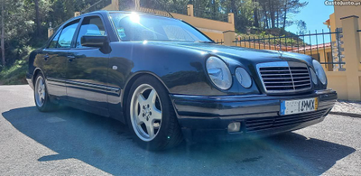 Mercedes-Benz E 220 CDI