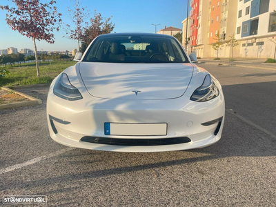 Tesla Model 3 Long Range AWD Dual Motor