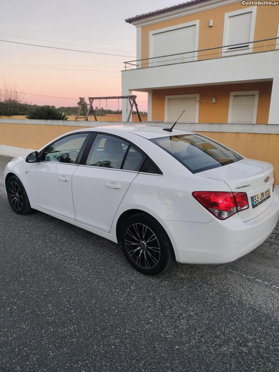 Chevrolet Cruze Sedan