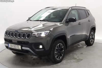 Jeep Compass Limited Hybrid