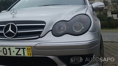 Mercedes-Benz Classe C 220 d AMG Line de 2002