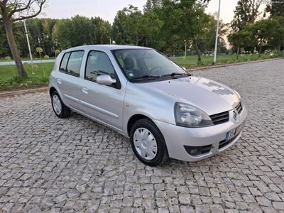 Renault Clio 1.2i AC