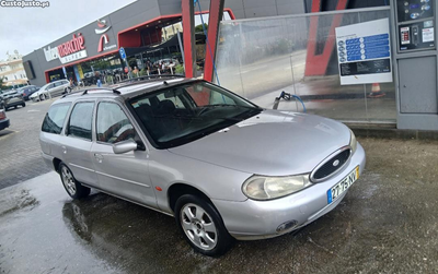 Ford Mondeo 2.5 v6