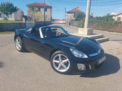 Opel GT 2.0 Turbo