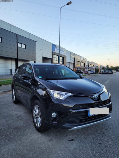 Toyota RAV4 2.5 HSD Comfort+Pack Sport