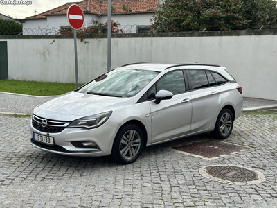 Opel Astra 1.6 CDTI