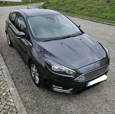 Ford Focus Titanium