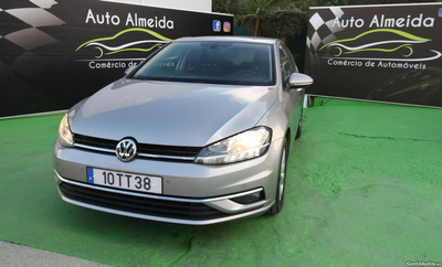 VW Golf 1.0 TSI Confortline DSG