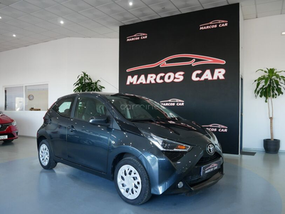 Toyota Aygo 1.0 X-Play+X-Touch