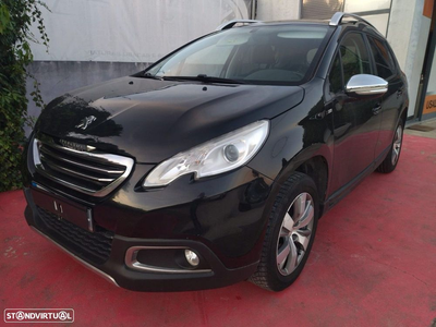 Peugeot 2008 1.2 PureTech Style