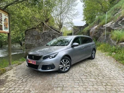 Peugeot 308 1.5 BlueHDi Allure Pack