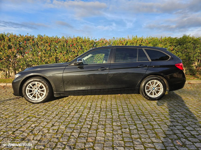 BMW 318 d Touring Line Luxury