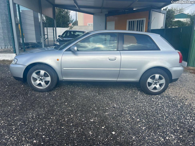 Audi A3 1.9 tdi 110cv