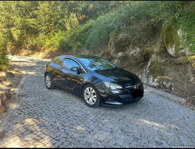 Opel Astra Gtc