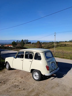 Renault 4 TL savane