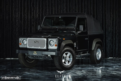 Land Rover Defender 90 SW 2.2 CRD SE