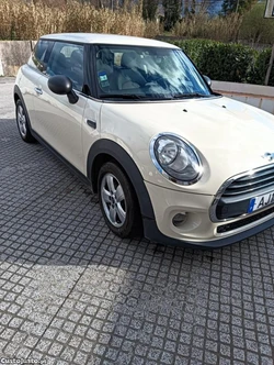 MINI One D 1.5 95CV