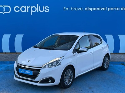 Peugeot 208 Allure 1.6 BlueHDi 75 CVM5