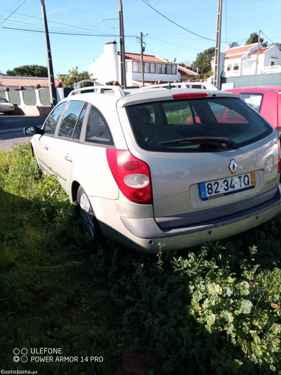 Renault Laguna 1.6 16v kit gás (avariada)