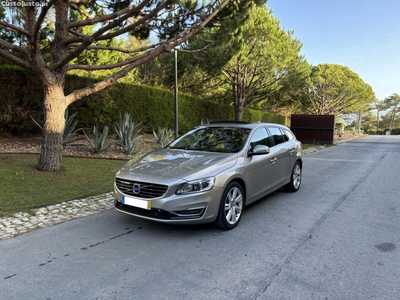 Volvo V60 2.4 D6 Plug-In Hybrid Diesel 286cv