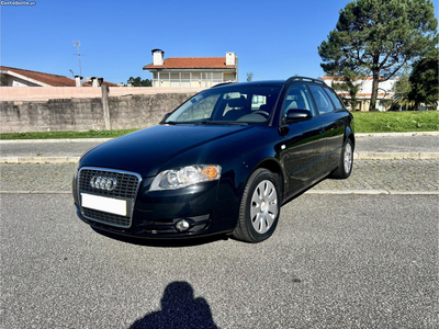 Audi A4 Avant 2.0 TDI CX DSG