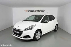 Peugeot 208 1.2 PureTech Signature