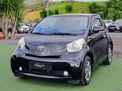 Toyota iQ 1.0 VVT-i 68CV GASOLINA 2010