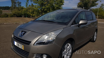 Peugeot 5008 1.6 HDi Exec. CMP6 JLL17 de 2009