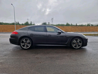 Porsche Panamera diesel