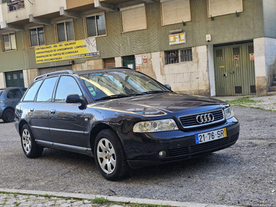 Audi A4 1.6 com GPL