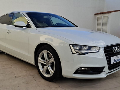 Audi A5 2.0 TDi Business Line Sport