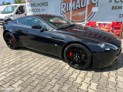 Aston Martin Vantage Coupe V8