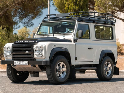 Land Rover Defender 90 SW 2.4 CRD SE