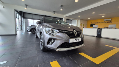 Renault Captur 1.0 TCe Techno Bi-Fuel