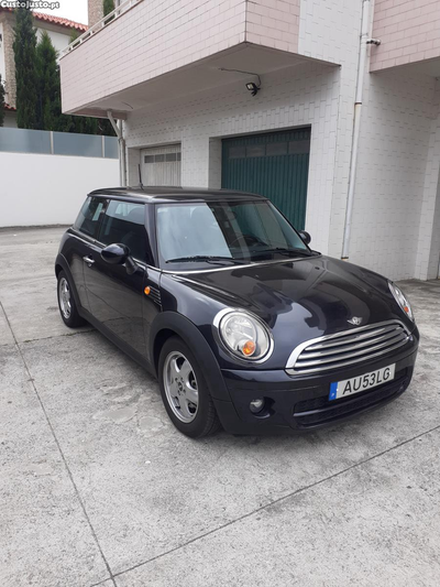 MINI Cooper 1.6