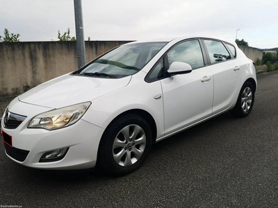 Opel Astra 1.4i 140cv TURBO SELECTION GPL - NACIONAL - GPS