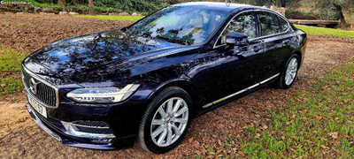 Volvo S90 D5 AWD 235CV