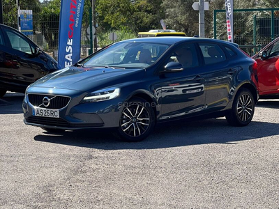 Volvo V40 2.0