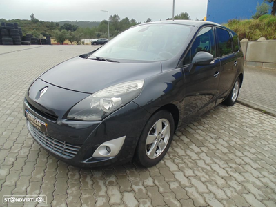 Renault Grand Scénic 1.5 dCi Dynamique S 7L