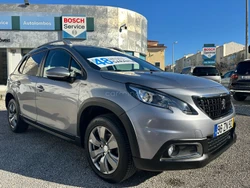 Peugeot 2008 1.2 PureTech Signature
