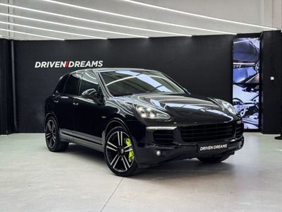 Porsche Cayenne S E-Hybrid Platinum Edition