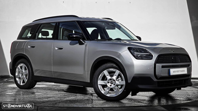 MINI Countryman E Essential XS