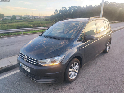 VW Touran 1.6TDI