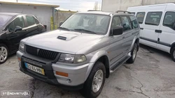 Mitsubishi Pajero 2.5 TD GLX Longo