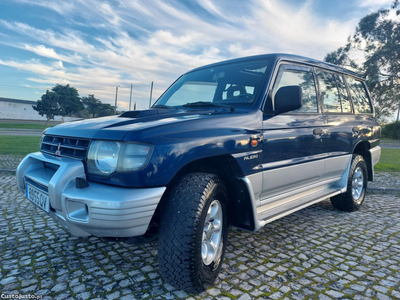 Mitsubishi Pajero (V20)