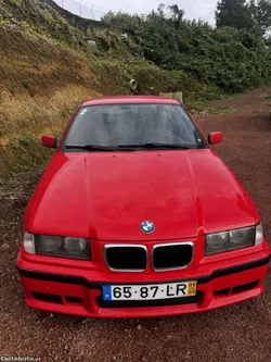 BMW 318 .