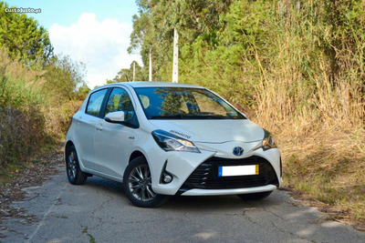 Toyota Yaris Hybrid 1.5 HSD ACTIVE - Nacional