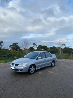 Mitsubishi Lancer Sport 1.3 85cv (gasolina)