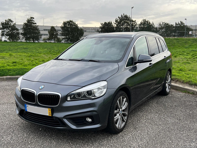 BMW 220 Gran Tourer XDrive 7L automático